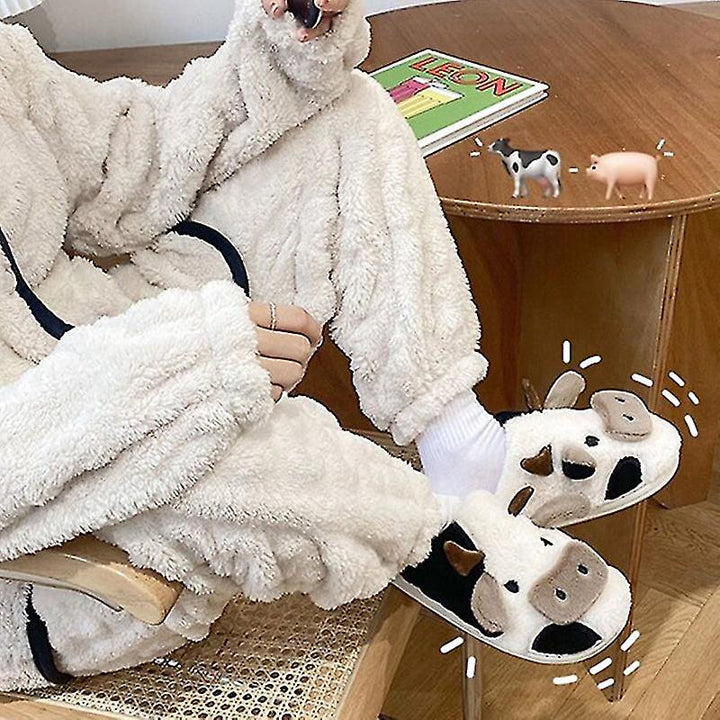 Damen Slippers – Bequeme und Orthopädische Slippers im Kuh-Design