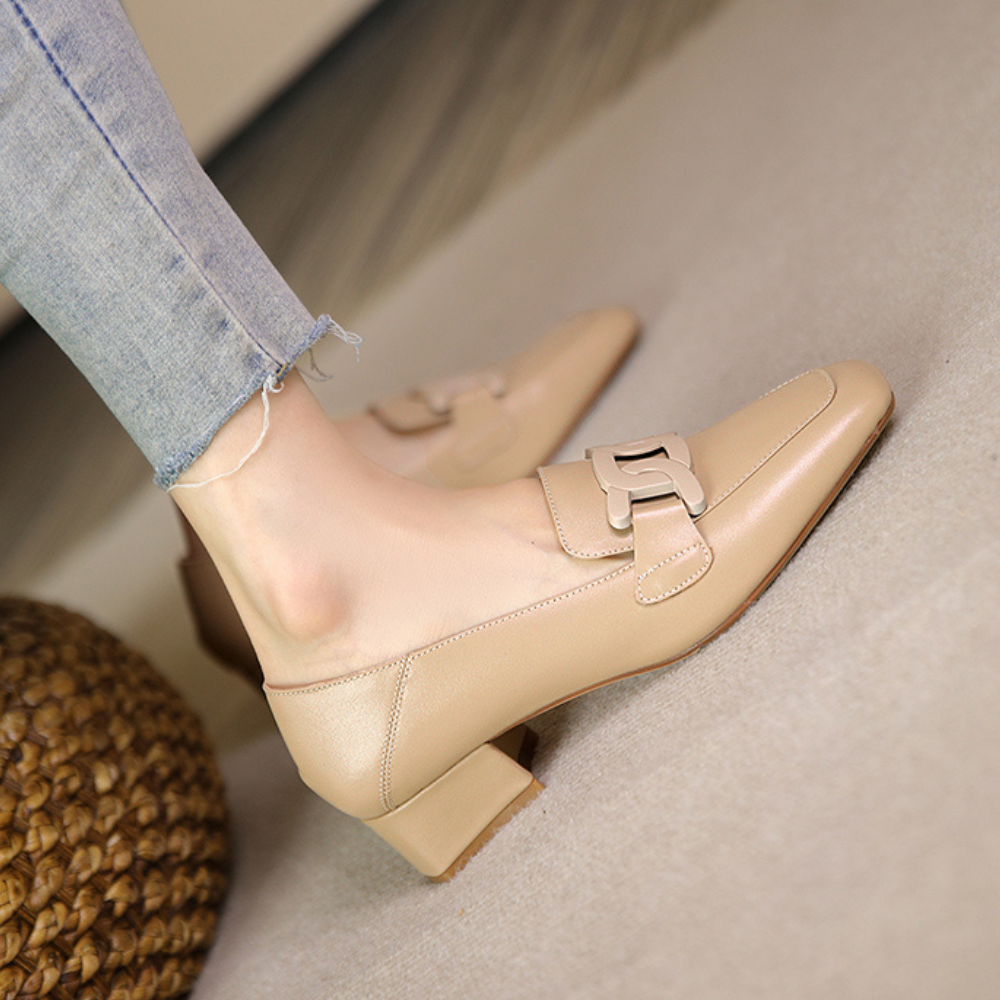 Damenhausschuhe – Komfort und Eleganz in Orthopädischen Hausschuhen