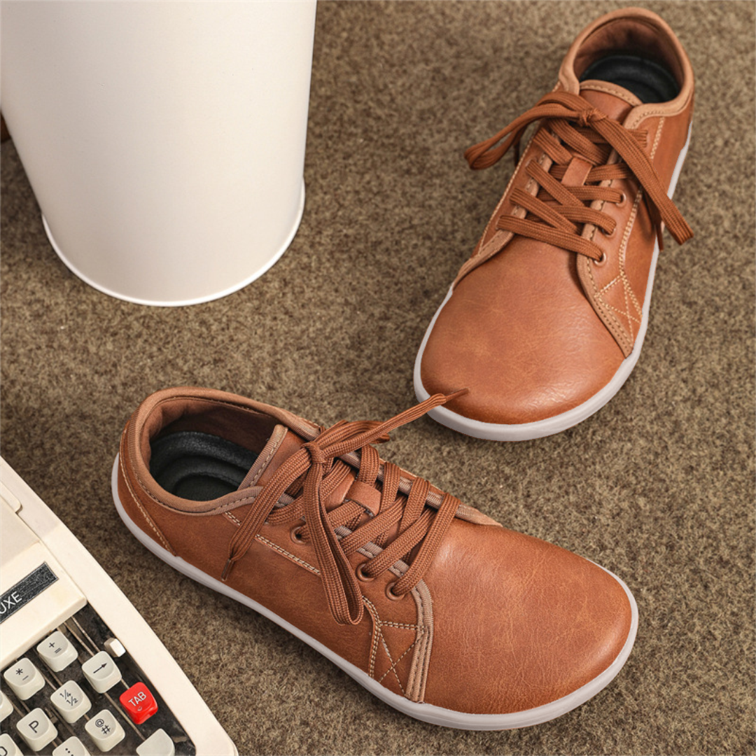 Herrenschuhe mit orthopädischen Schuhen